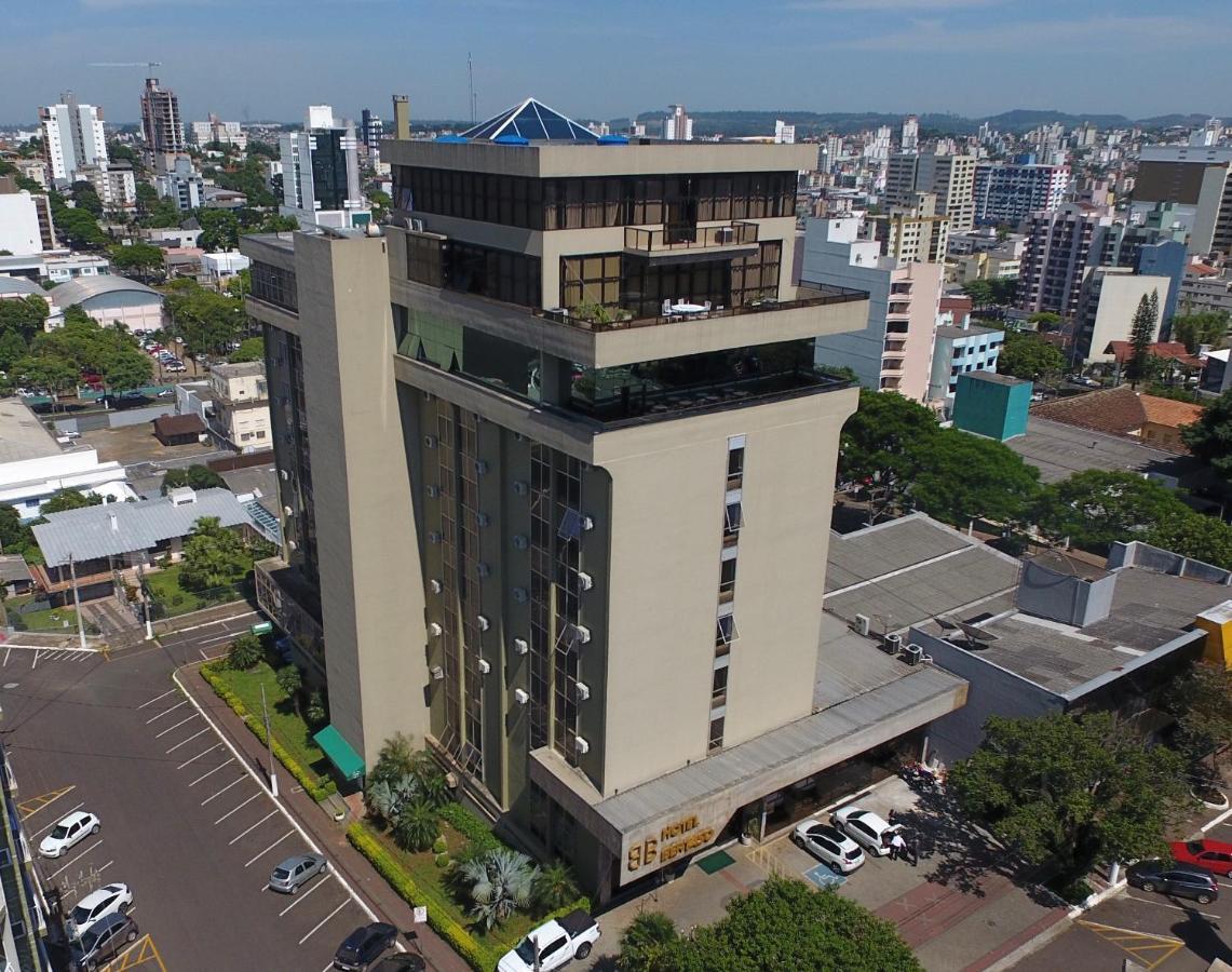 Hotel Bertaso Chapecó Esterno foto